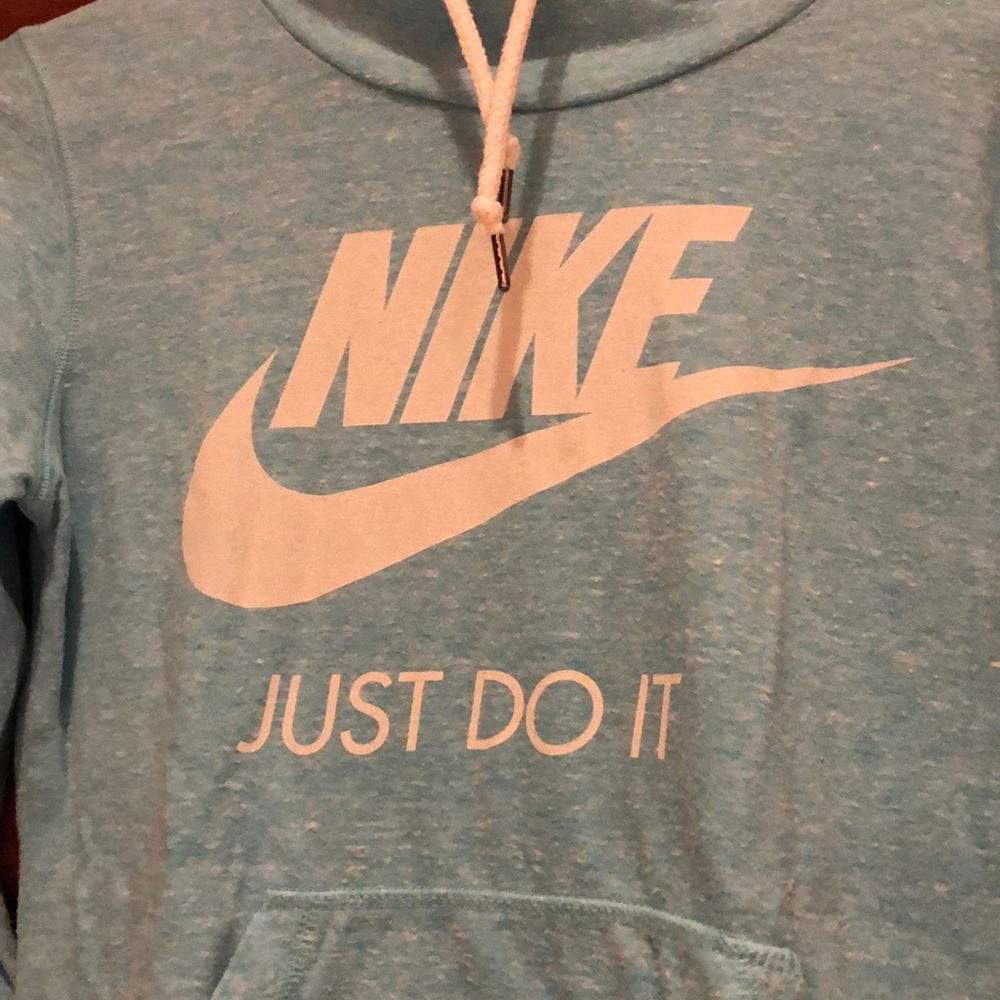 Nike lightweight hoodie